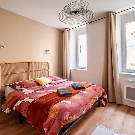 Chaleureux Appartement, Centre Narbonne