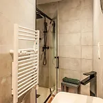 Chaleureux Appartement, Centre Apartamento