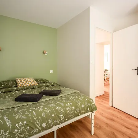 Apartamento Chaleureux Appartement, Centre *