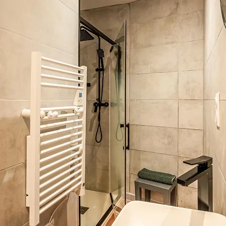 Chaleureux Appartement, Centre 아파트