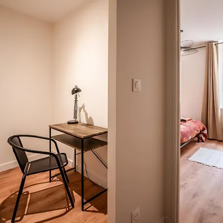 아파트 Chaleureux Appartement, Centre 나르본