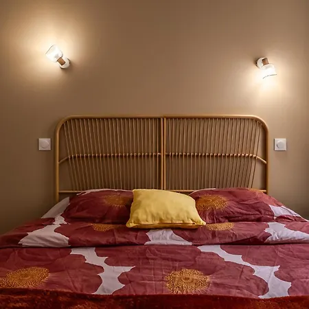 Chaleureux Appartement, Centre דירה