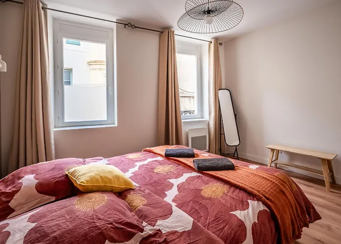 Chaleureux Appartement, Centre * Ναρμπόν
