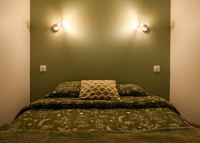 Chaleureux Appartement, Centre * Ναρμπόν